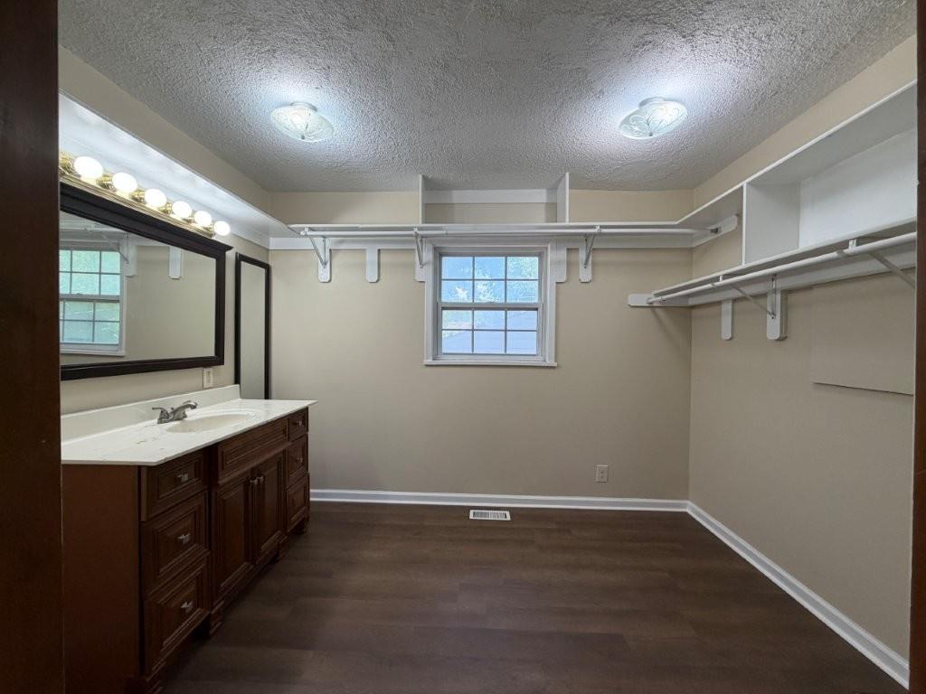 Listing Photo MLS #HMS2630490