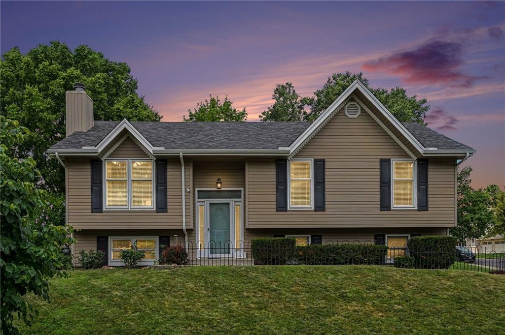 Listing Photo MLS #HMS2630505