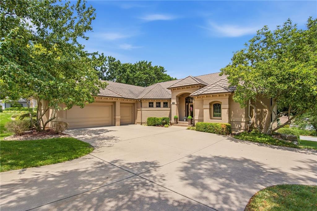 Listing Photo MLS #HMS2630655