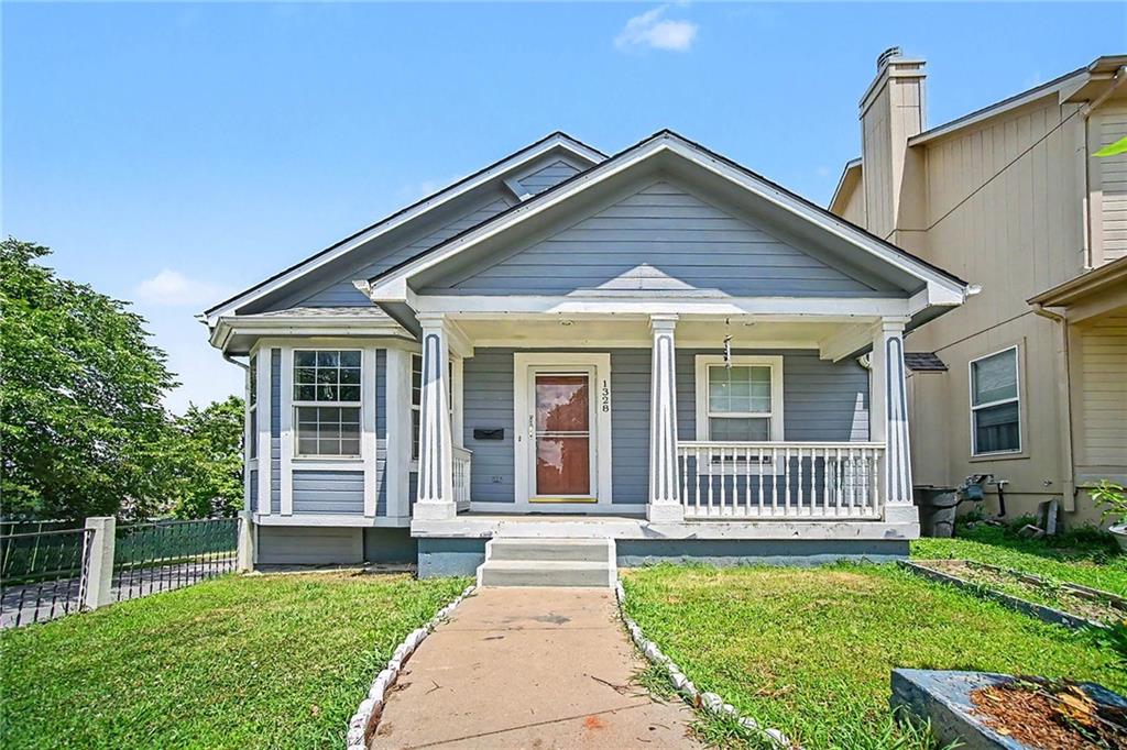 Listing Photo MLS #HMS2630679
