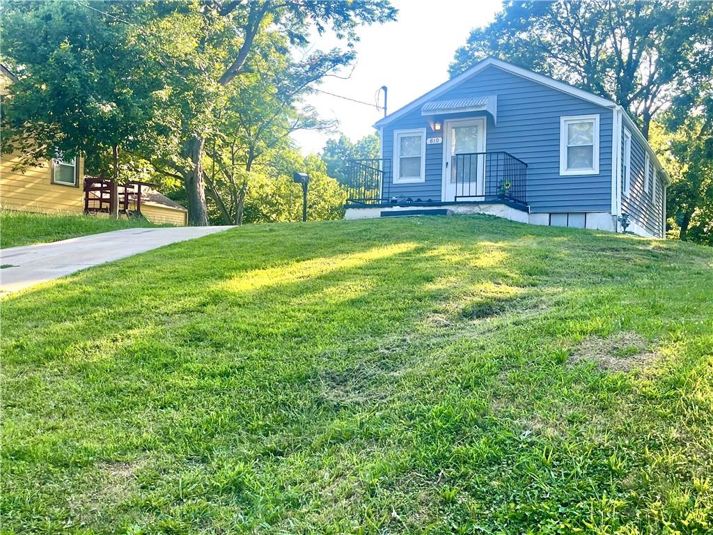 Listing Photo MLS #HMS2630757
