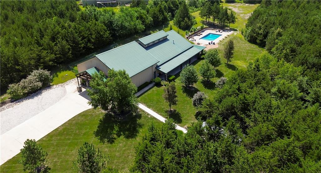 Listing Photo MLS #HMS2630896