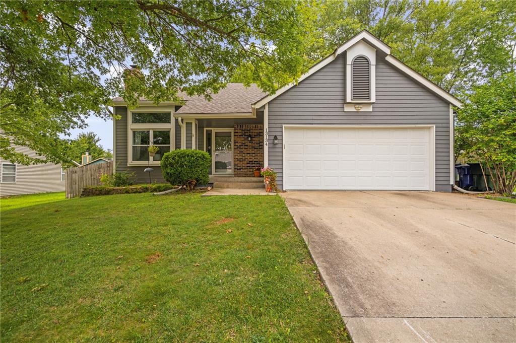 Listing Photo MLS #HMS2630910
