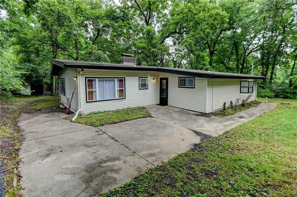 Listing Photo MLS #HMS2631050