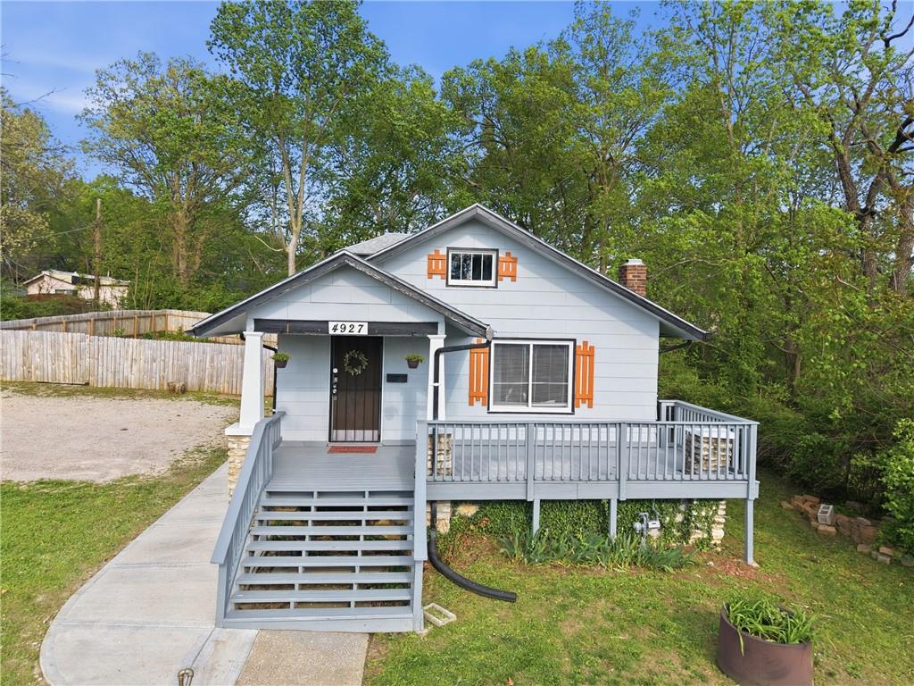 Listing Photo MLS #HMS2631099