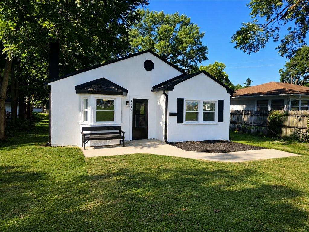 Listing Photo MLS #HMS2631180
