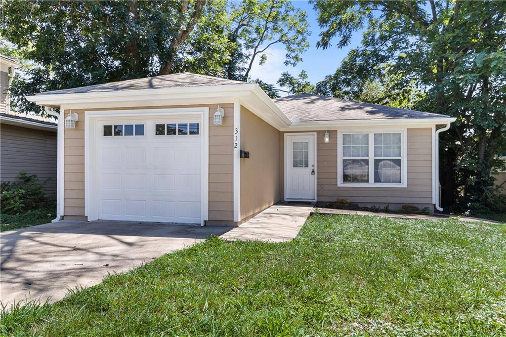 Listing Photo MLS #HMS2631271