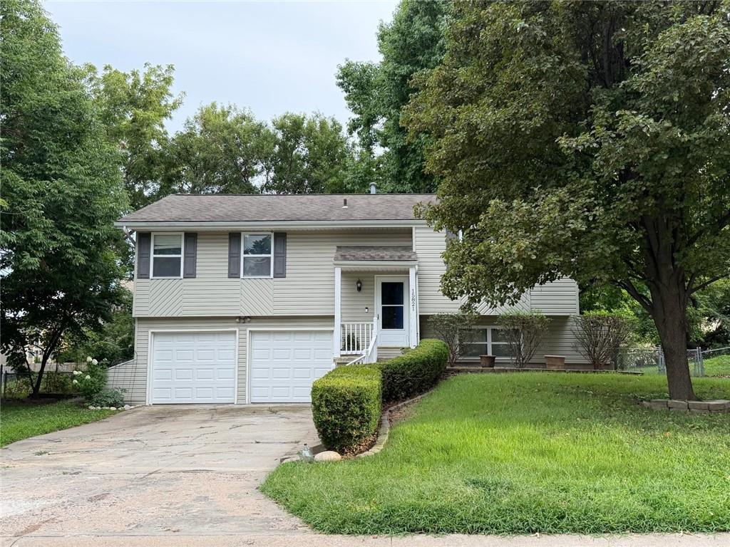Listing Photo MLS #HMS2631338