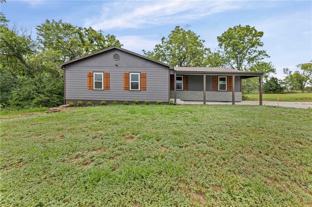 Listing Photo MLS #HMS2631355