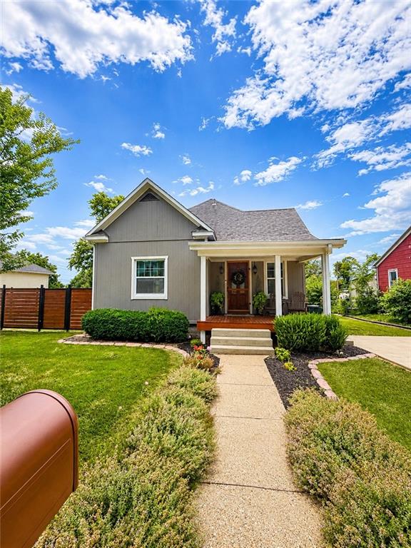 Listing Photo MLS #HMS2631365