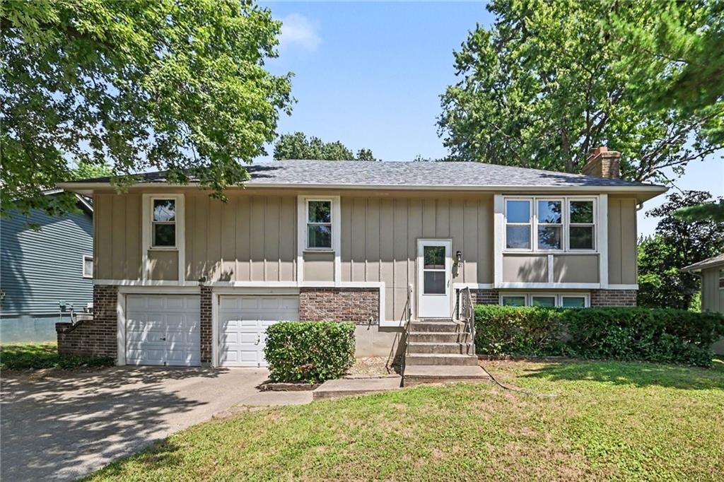 Listing Photo MLS #HMS2631407
