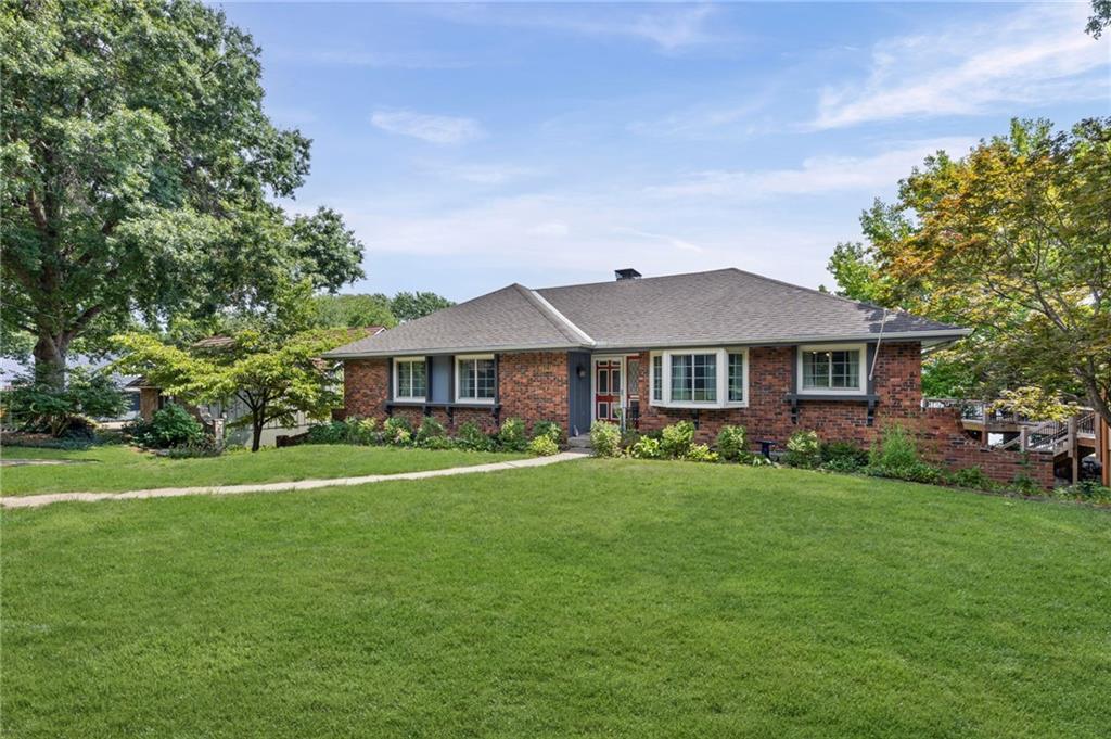 Listing Photo MLS #HMS2631429