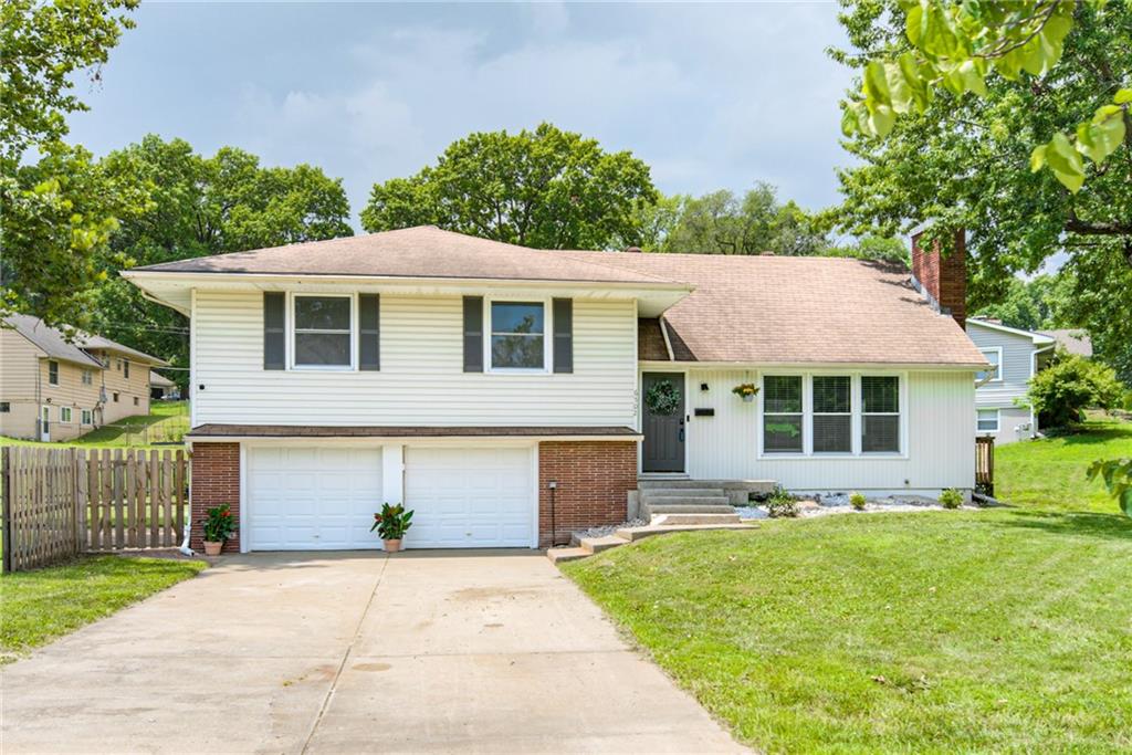 Listing Photo MLS #HMS2631461