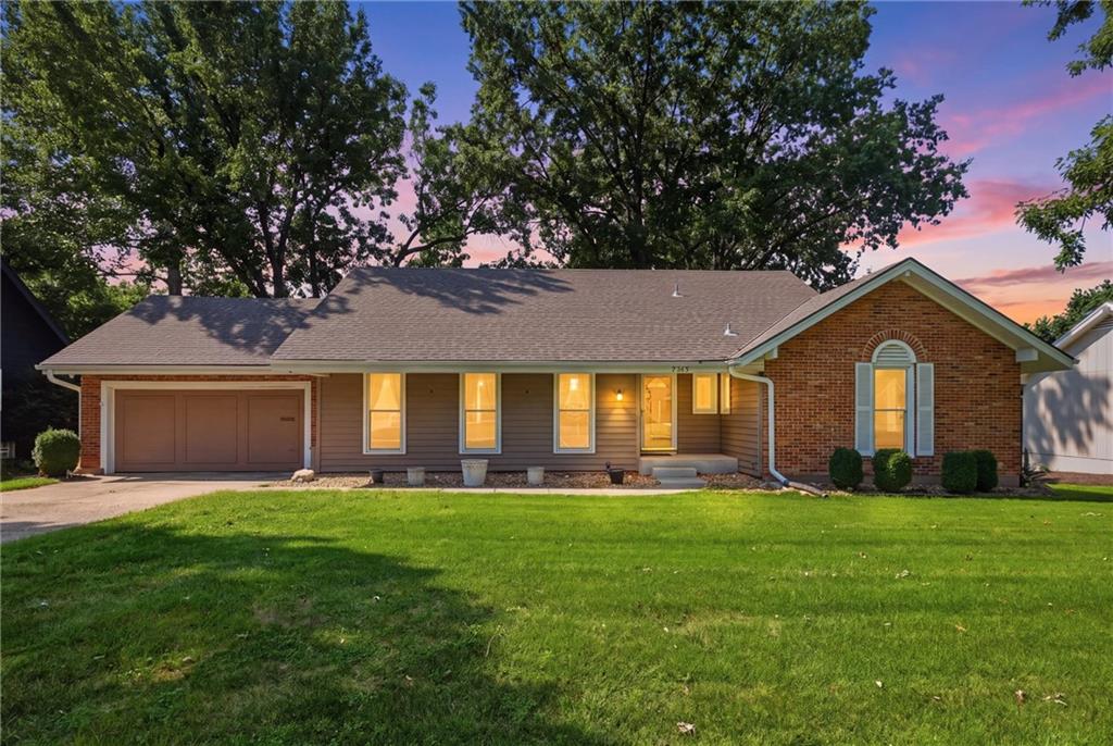 Listing Photo MLS #HMS2631542
