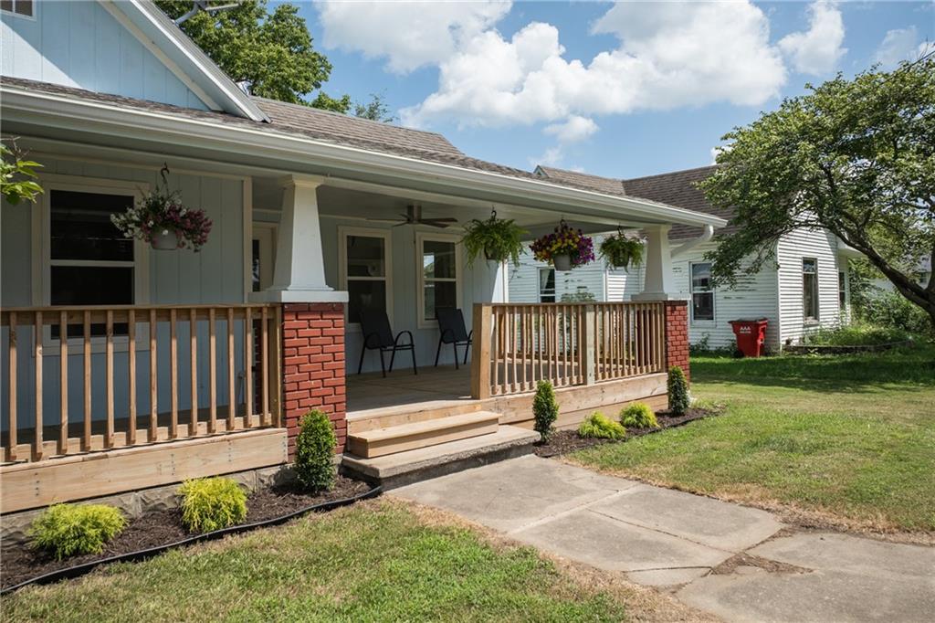 Listing Photo MLS #HMS2631553