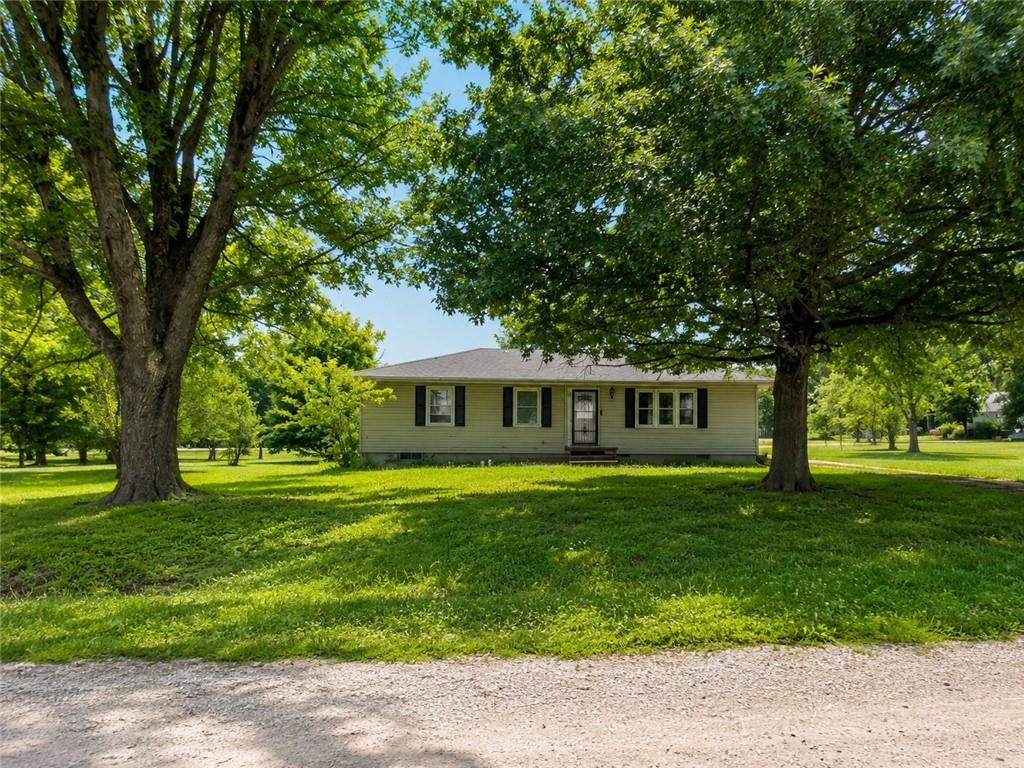 Listing Photo MLS #HMS2631569
