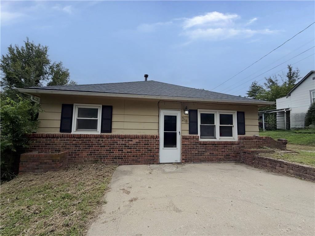 Listing Photo MLS #HMS2631603