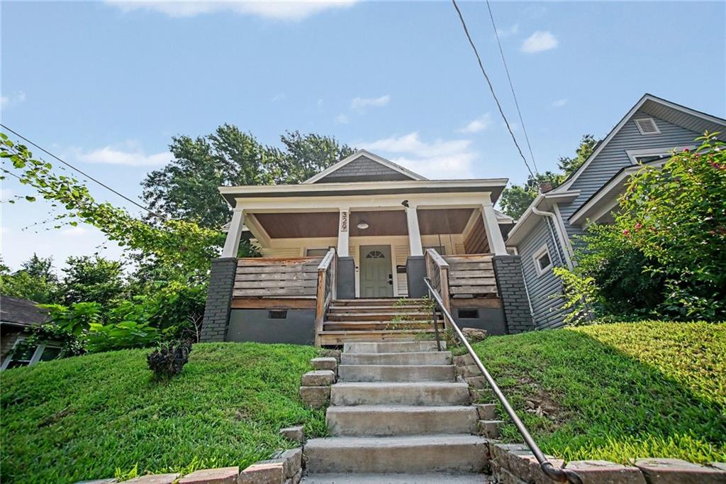 Listing Photo MLS #HMS2631643