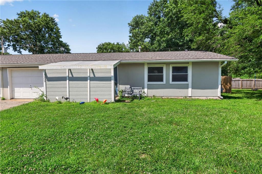 Listing Photo MLS #HMS2631662