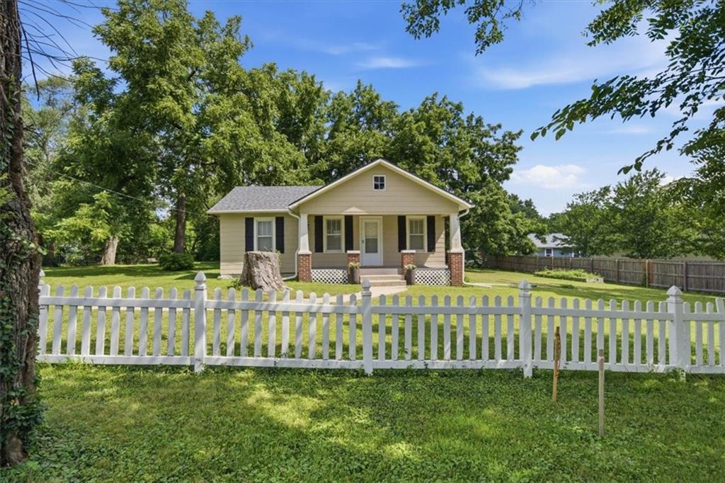 Listing Photo MLS #HMS2631753