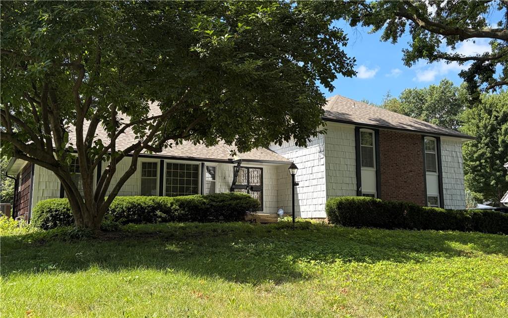 Listing Photo MLS #HMS2631835