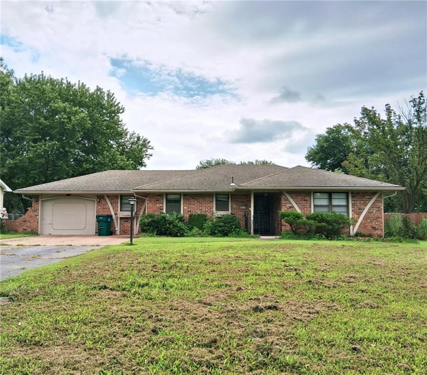 Listing Photo MLS #HMS2631902
