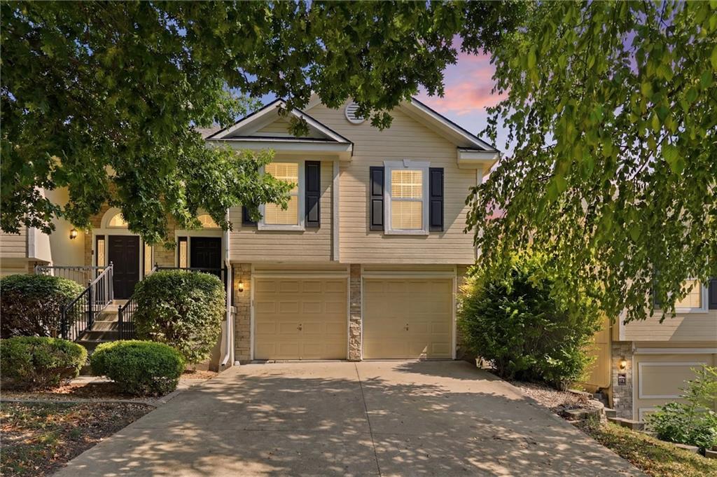 Listing Photo MLS #HMS2631915