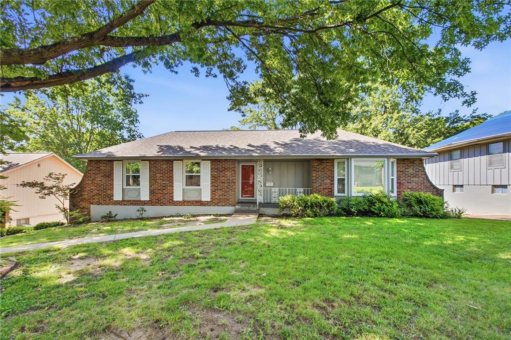 Listing Photo MLS #HMS2631927