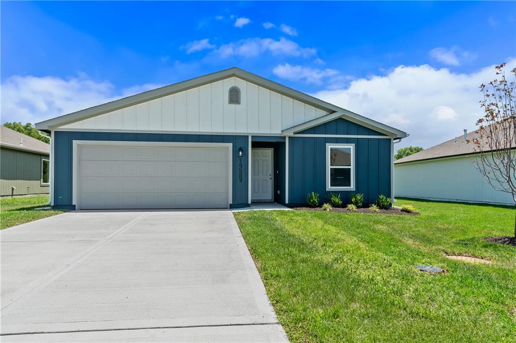 Listing Photo MLS #HMS2631985
