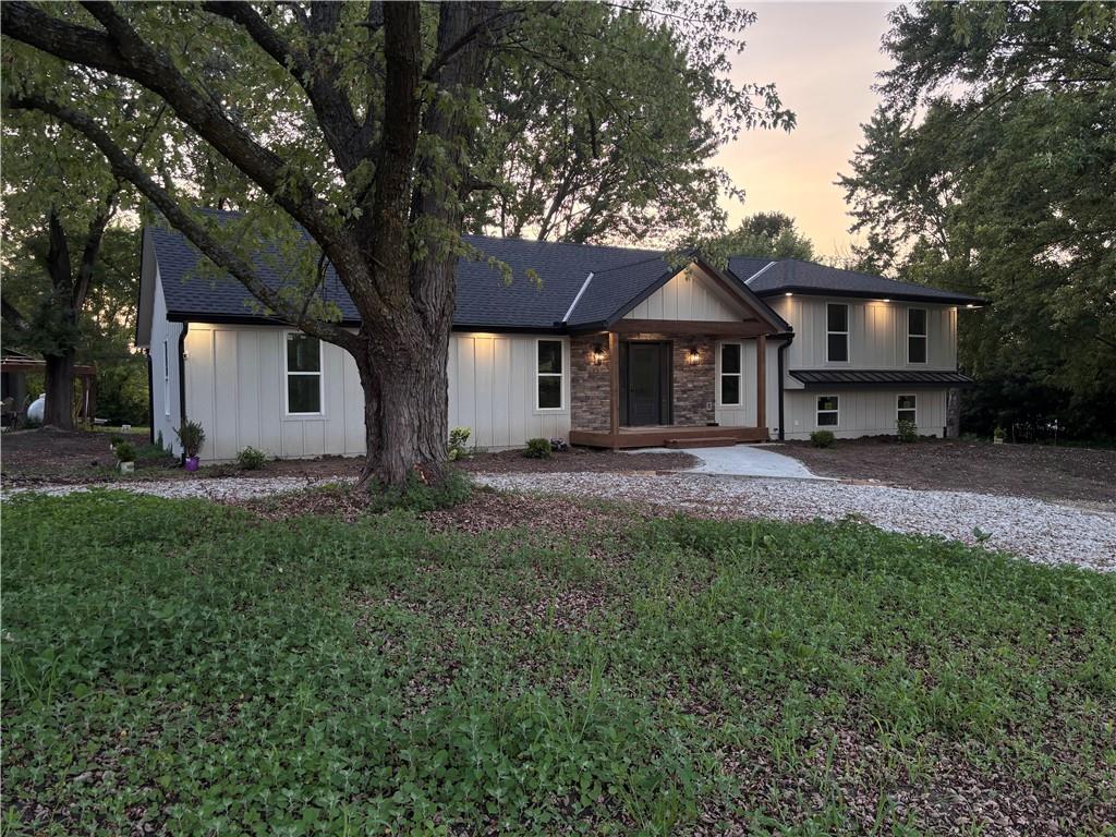 Listing Photo MLS #HMS2632032