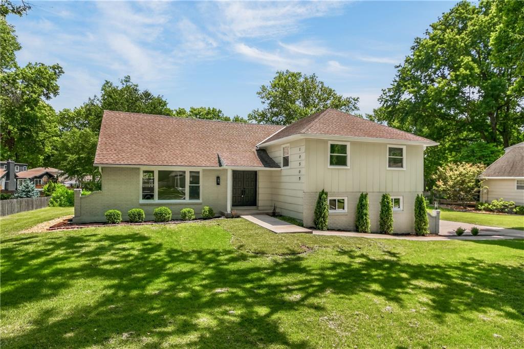 Listing Photo MLS #HMS2632042