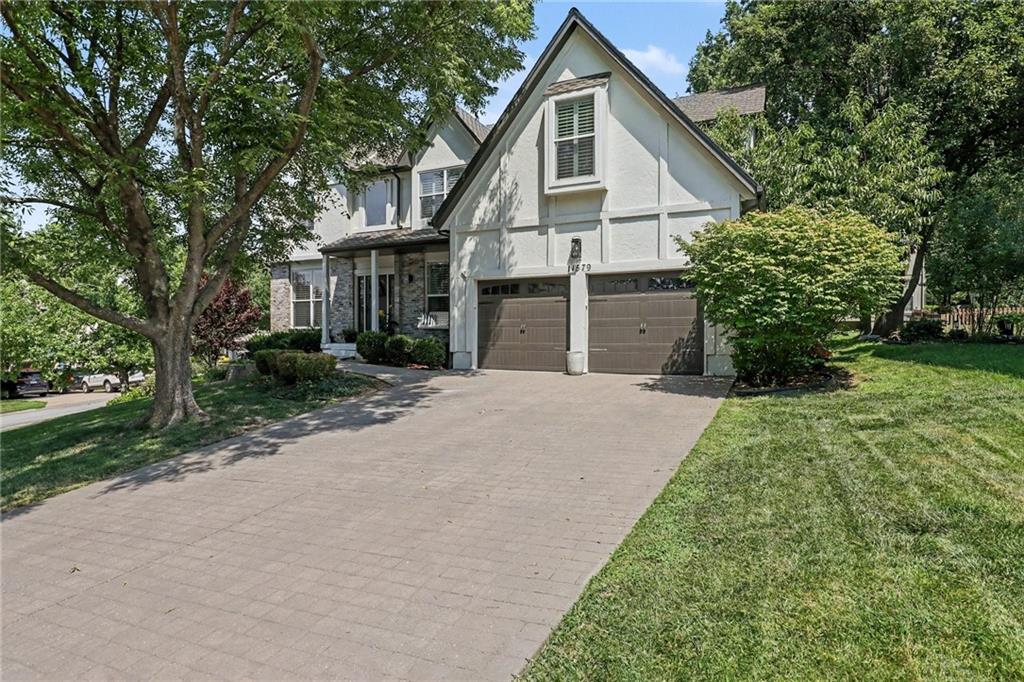 Listing Photo MLS #HMS2632052