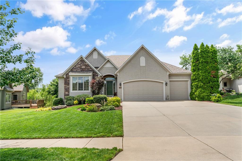 Listing Photo MLS #HMS2632092