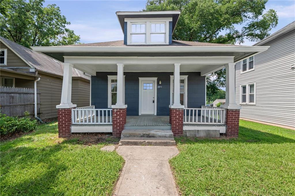 Listing Photo MLS #HMS2632188