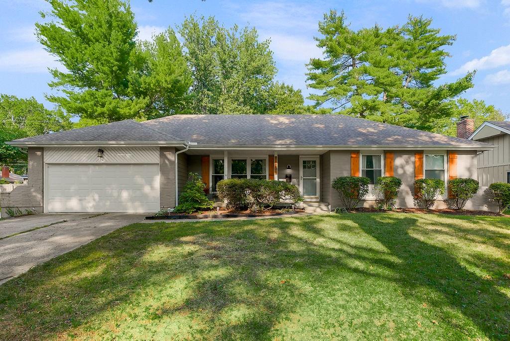 Listing Photo MLS #HMS2632275