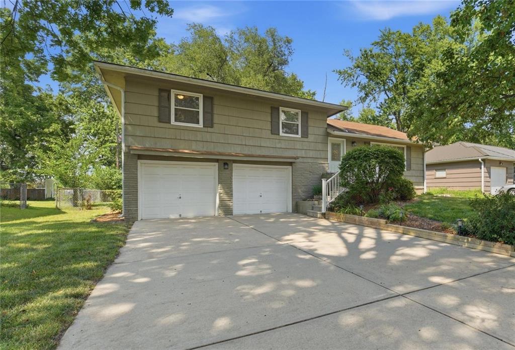 Listing Photo MLS #HMS2632482