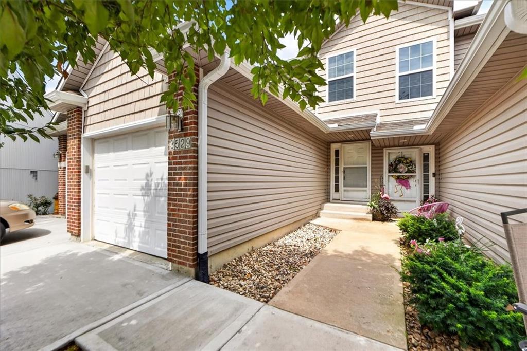 Listing Photo MLS #HMS2632557