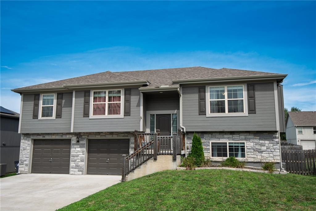 Listing Photo MLS #HMS2632614