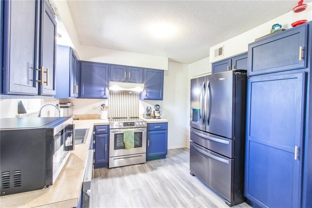 Listing Photo MLS #HMS2632626