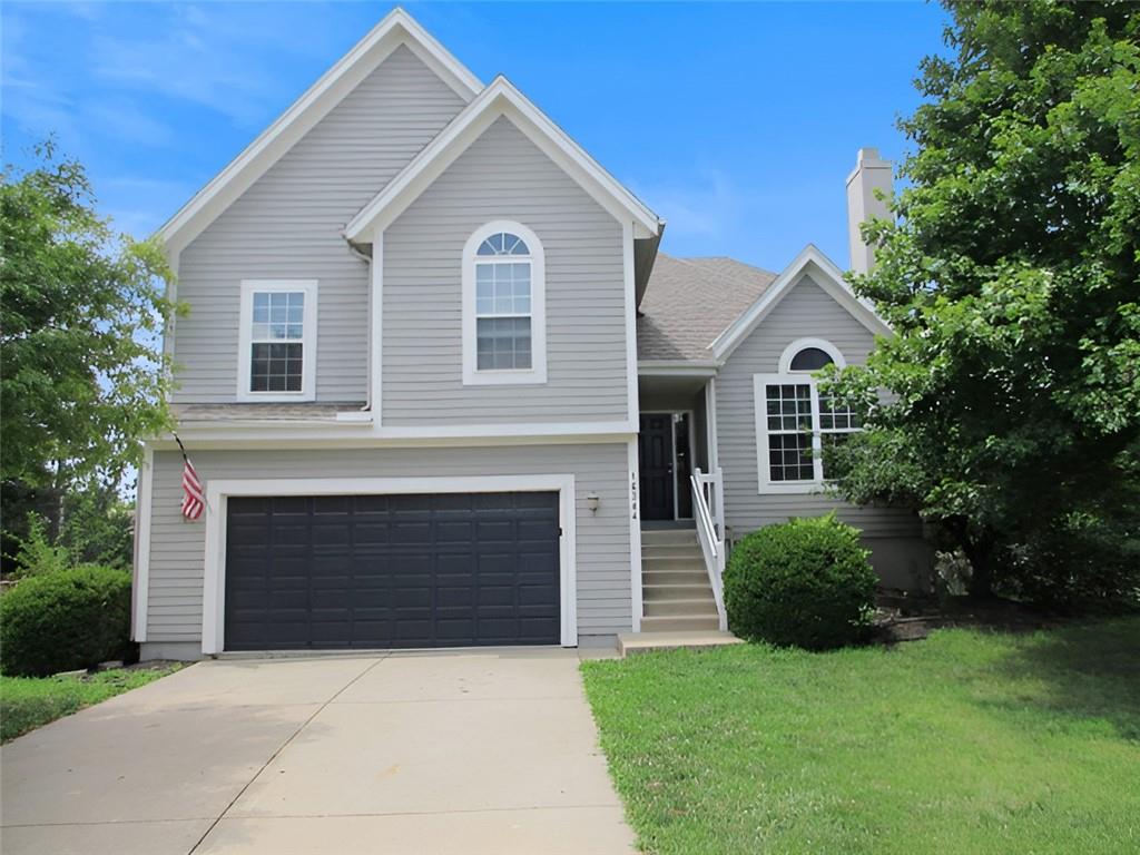 Listing Photo MLS #HMS2632653