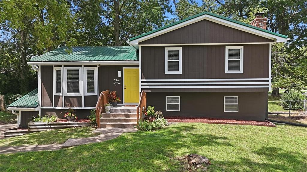 Listing Photo MLS #HMS2632691