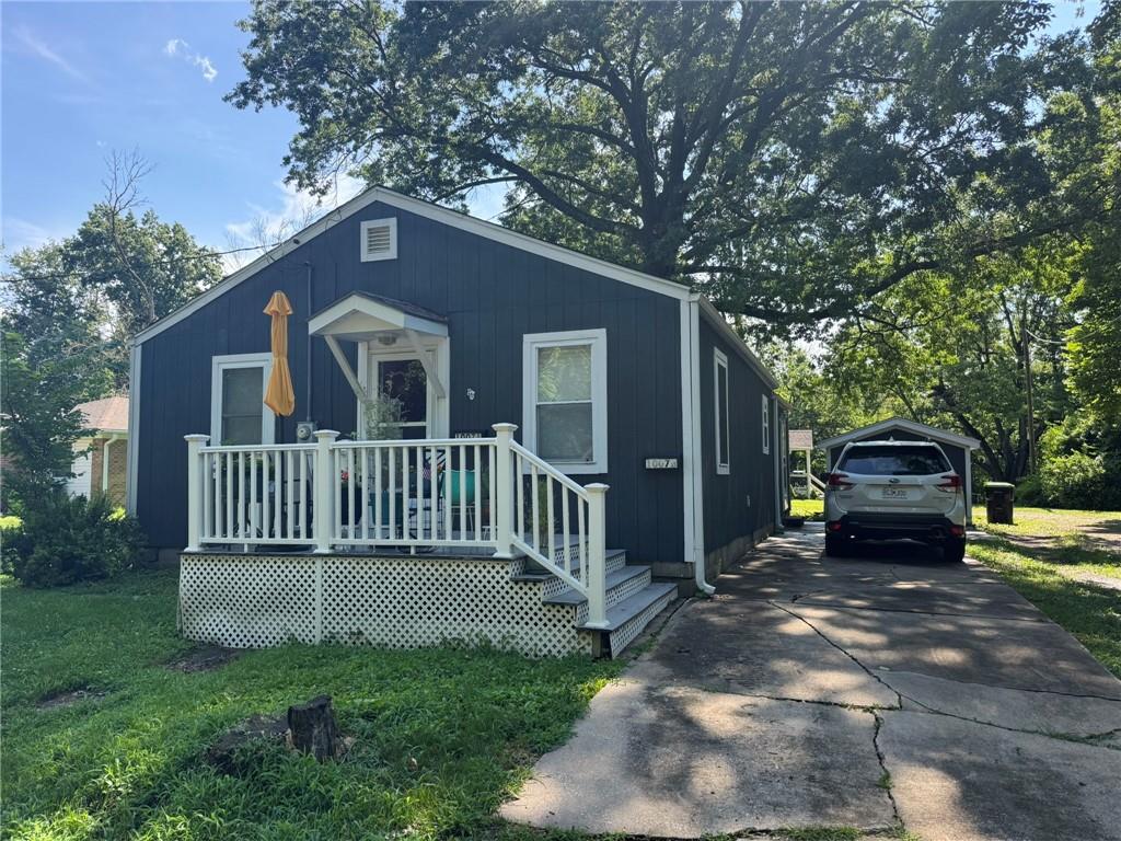 Listing Photo MLS #HMS2632742
