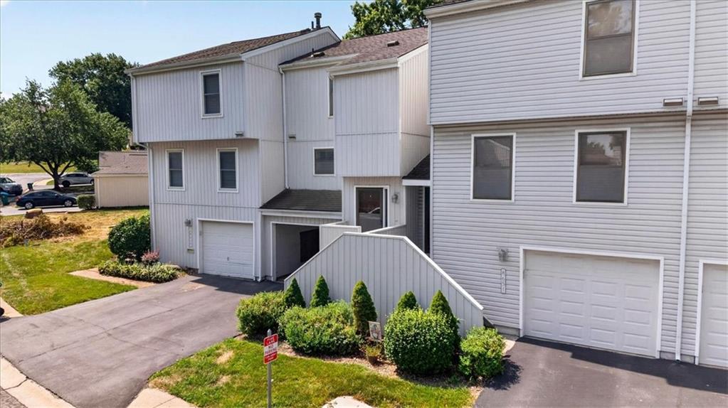 Listing Photo MLS #HMS2632848