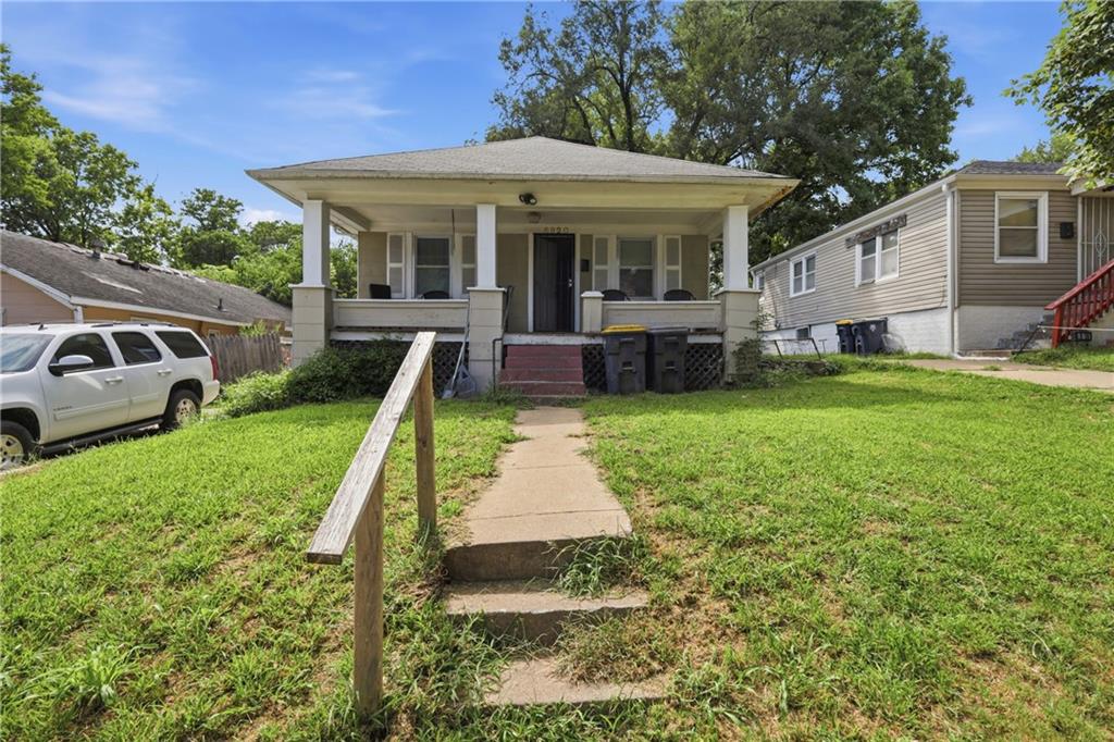 Listing Photo MLS #HMS2632887