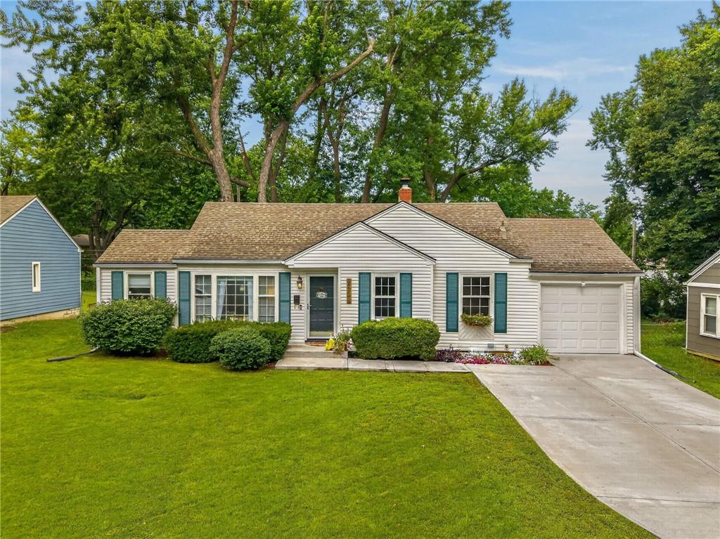 Listing Photo MLS #HMS2633012