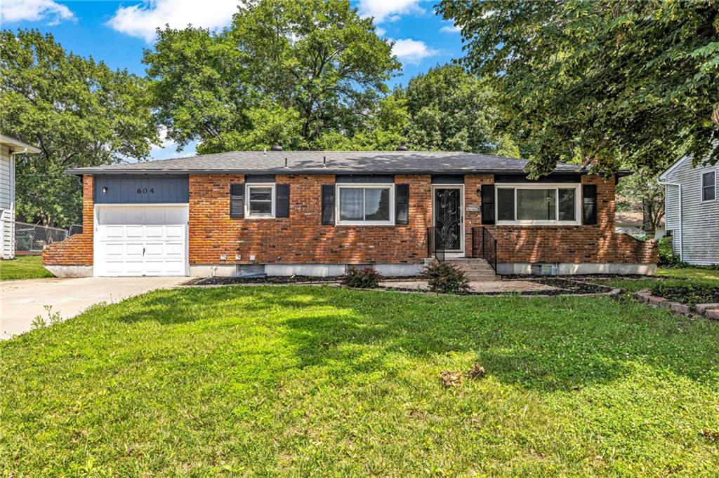 Listing Photo MLS #HMS2633083