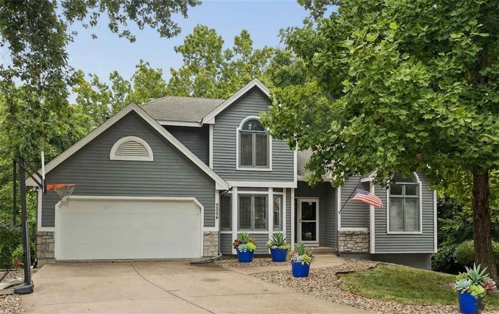 Listing Photo MLS #HMS2633210