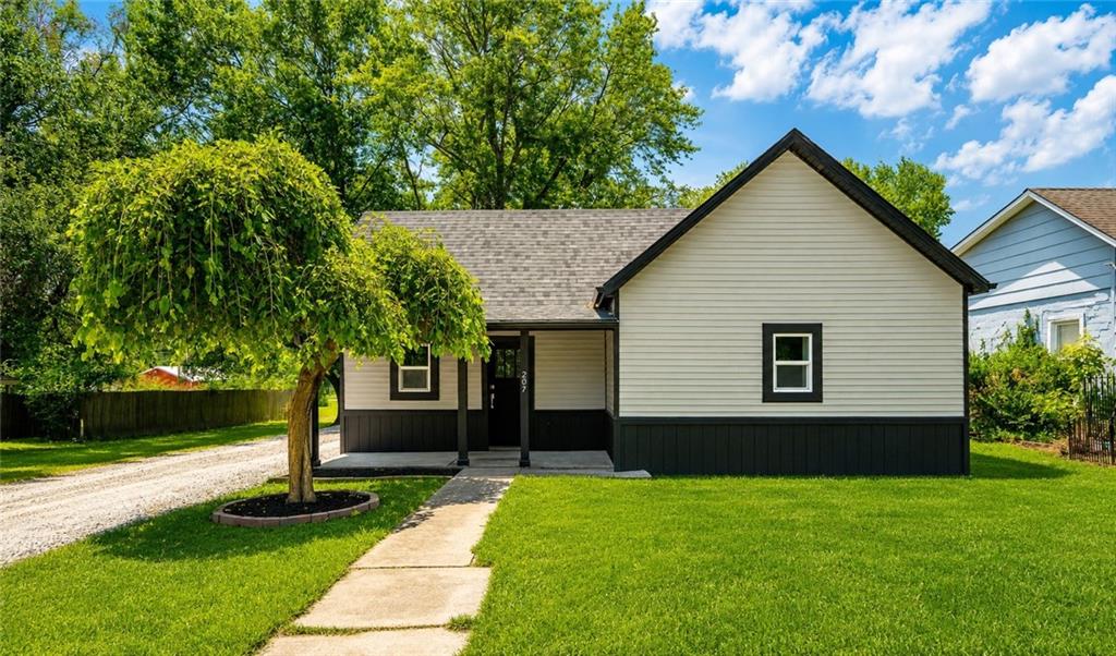 Listing Photo MLS #HMS2633212