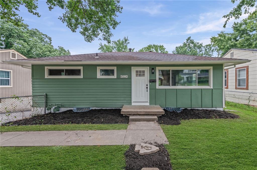 Listing Photo MLS #HMS2633342