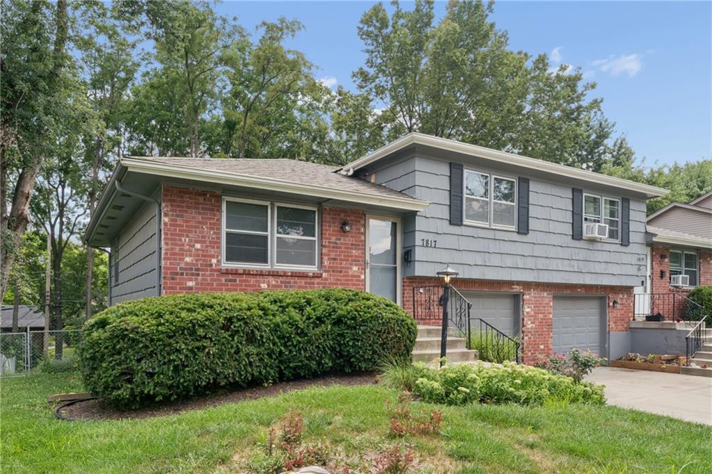 Listing Photo MLS #HMS2633377